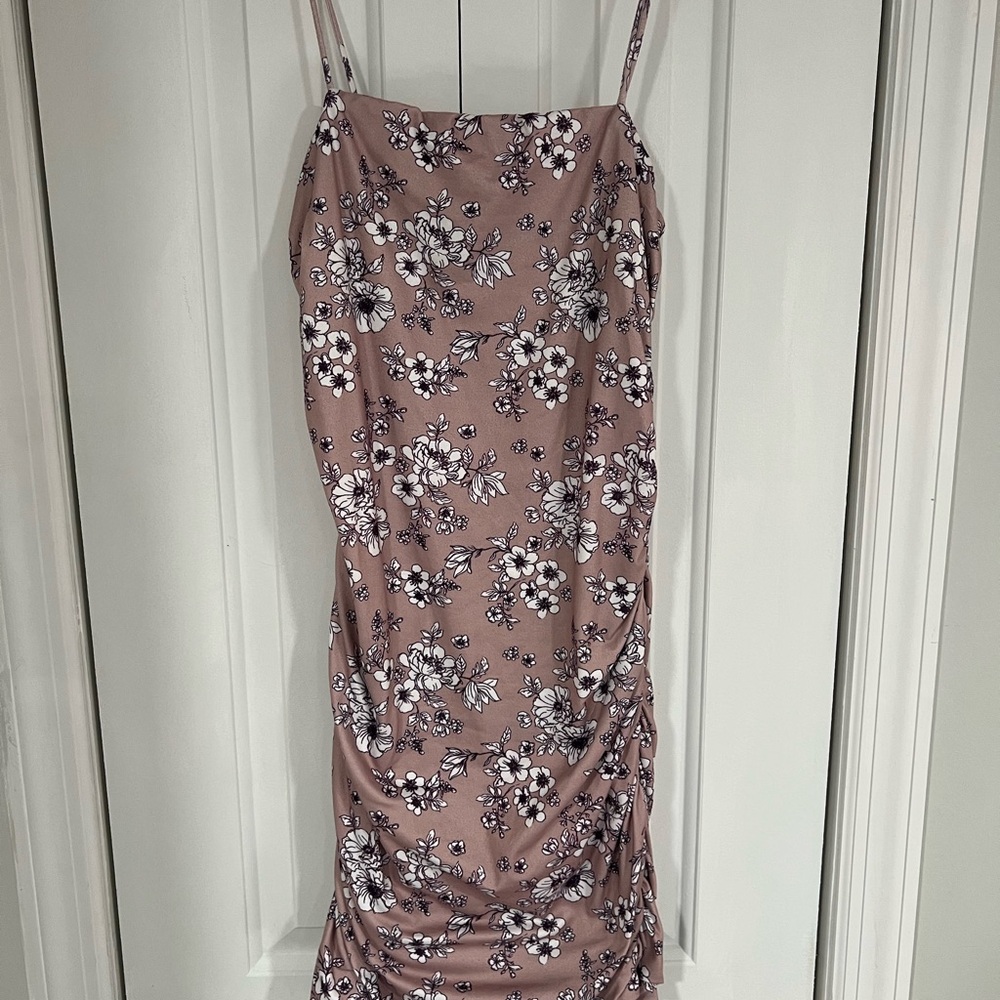 Charlotte Russe Women's Dress size M fairycore
Spring Dress